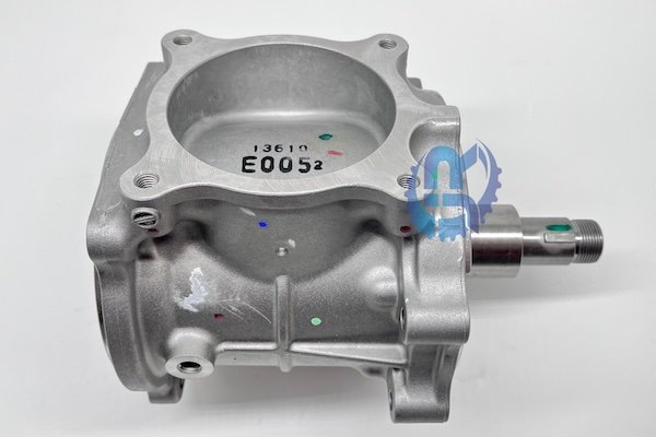 VH13610E0052 Injection pump drive Shaft assy VH13610E0052 Injection pump drive Shaft assy