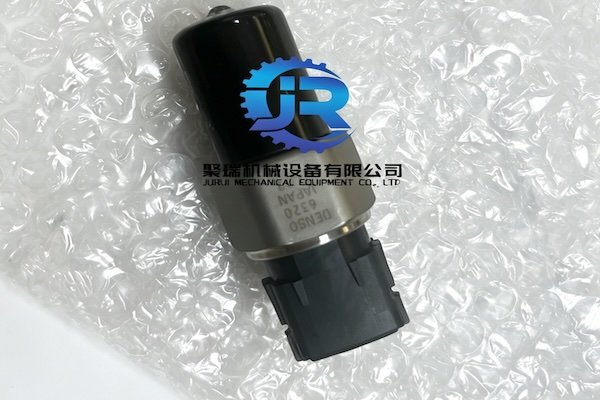 VH89458E0030 sk200-9 sk250-8 common rail pressure sensor 6320